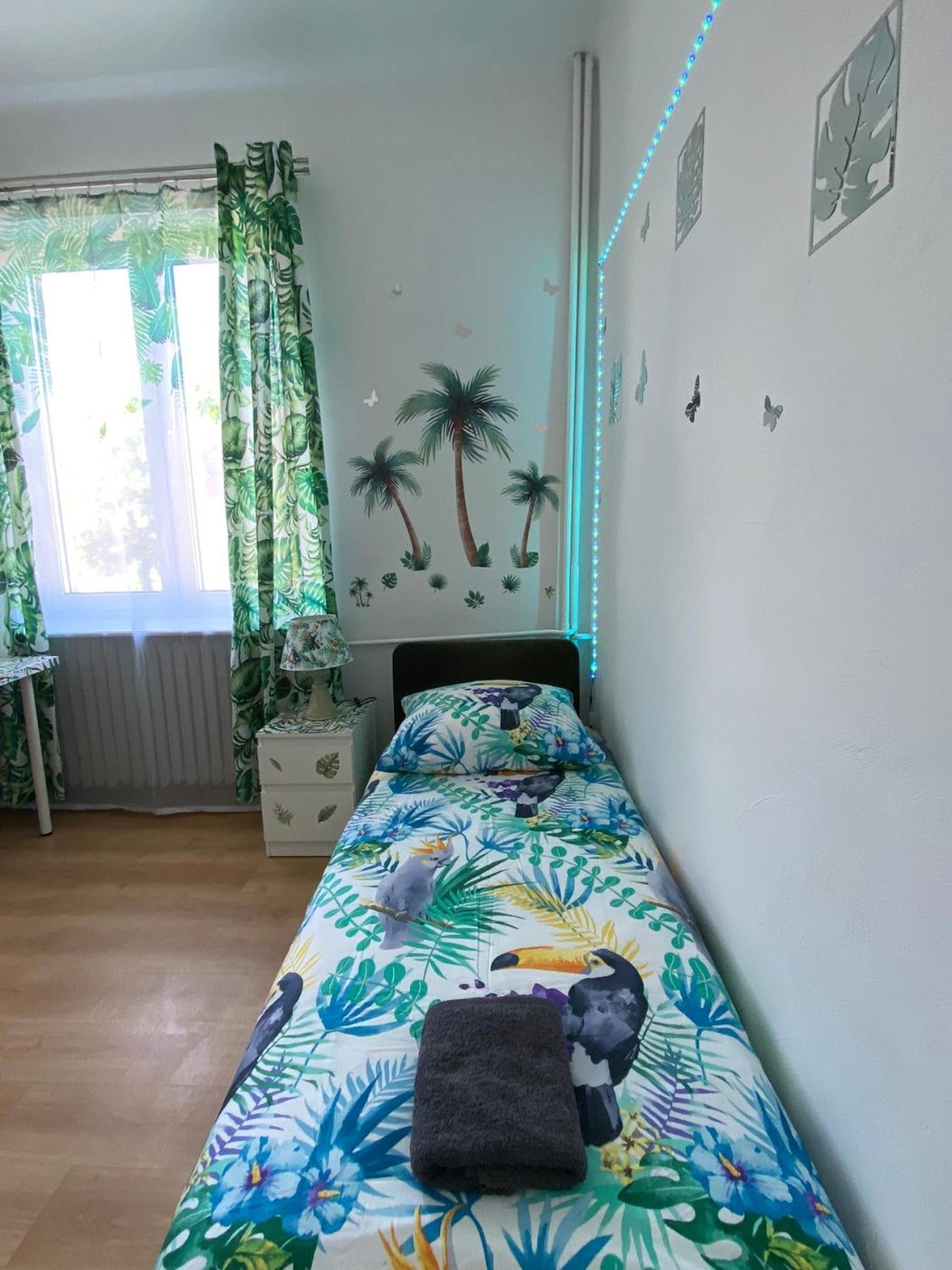 Jungle Rooms Gdansk Phòng bức ảnh