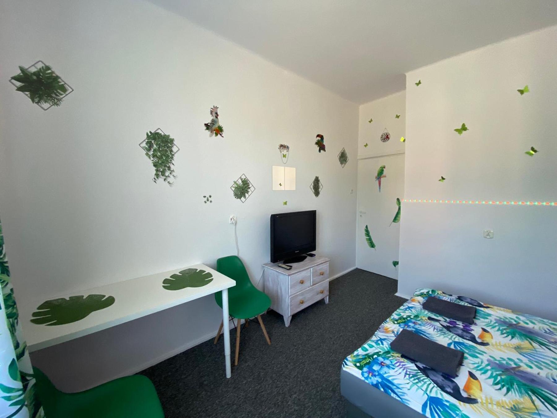 Jungle Rooms Gdansk Phòng bức ảnh